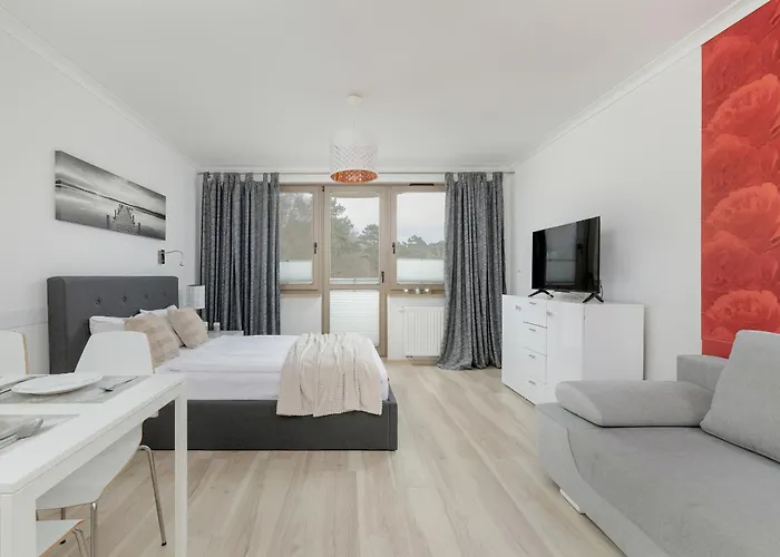 Modern With Balcony 650 M From The By Rent Like アパート *