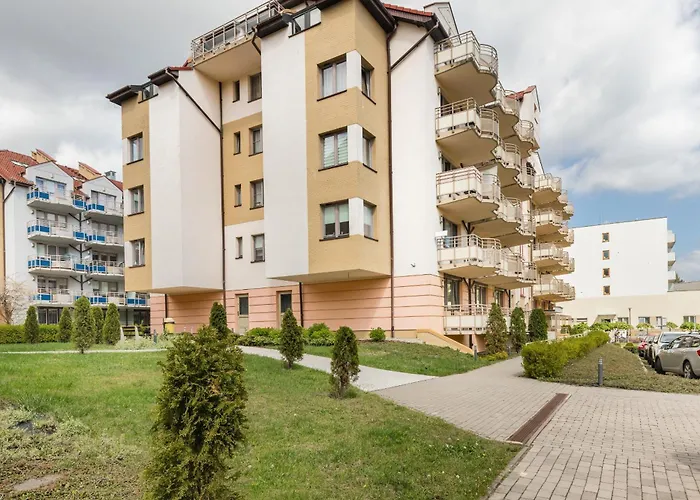 Modern With Balcony 650 M From The By Rent Like アパート *